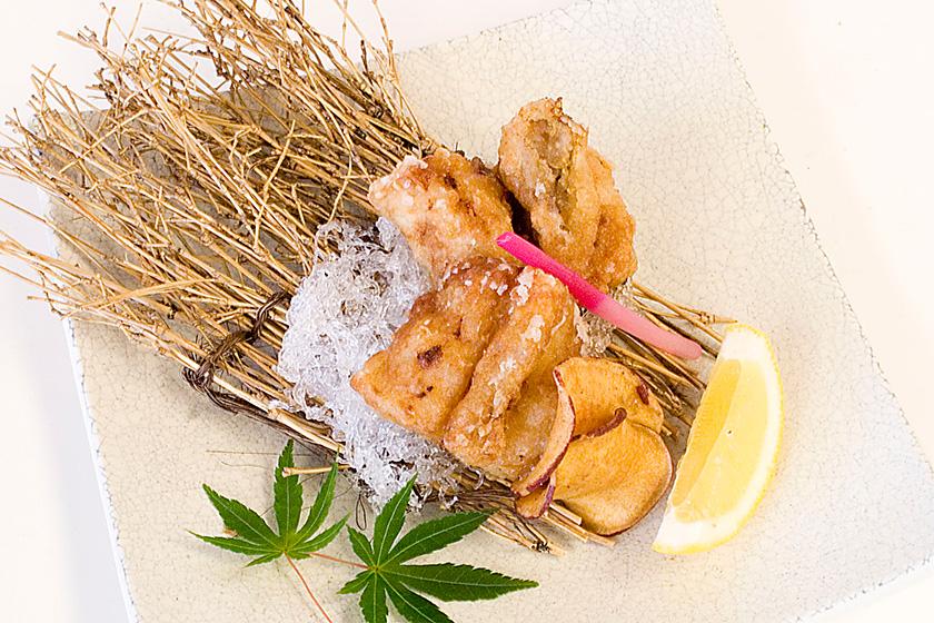 日本海の幸を中心にお刺身8点舟盛会席