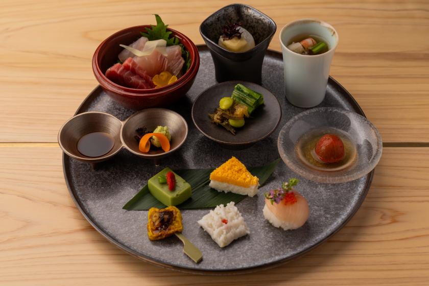 旬の地元食材を使用した豪華和会席『せせらぎ』プラン【オールインクルーシブ】