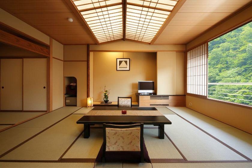 [Non-smoking] [Massage chair included] Japanese-style relaxation room with Wi-Fi.