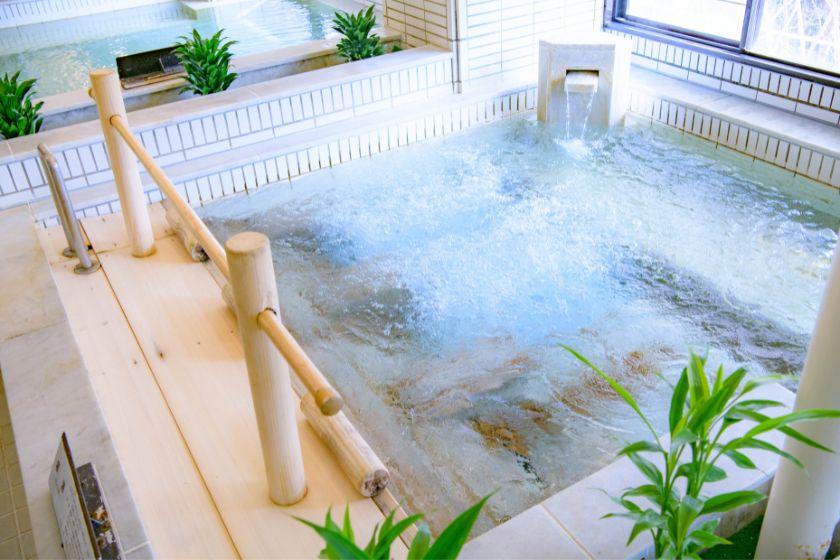 【一心舘の歴史をお鍋で表現】百年温泉御膳