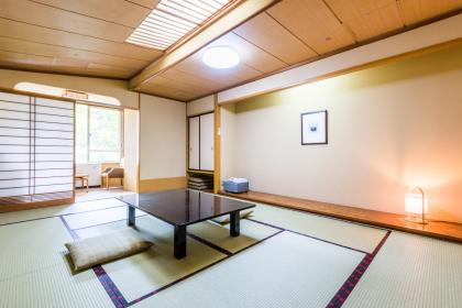 本館　和室　12畳
